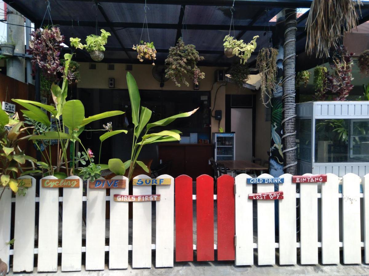 Ala Hostel Seminyak Esterno foto